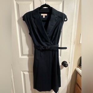 Banana Republic navy blue dress. Size: 4P